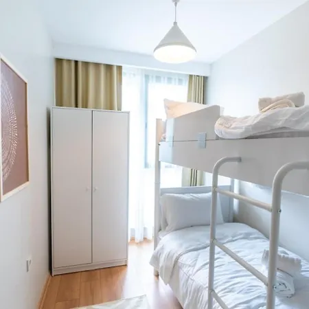 Modern Stylish 2br Apt, Near Eyuep Sultan Mosque